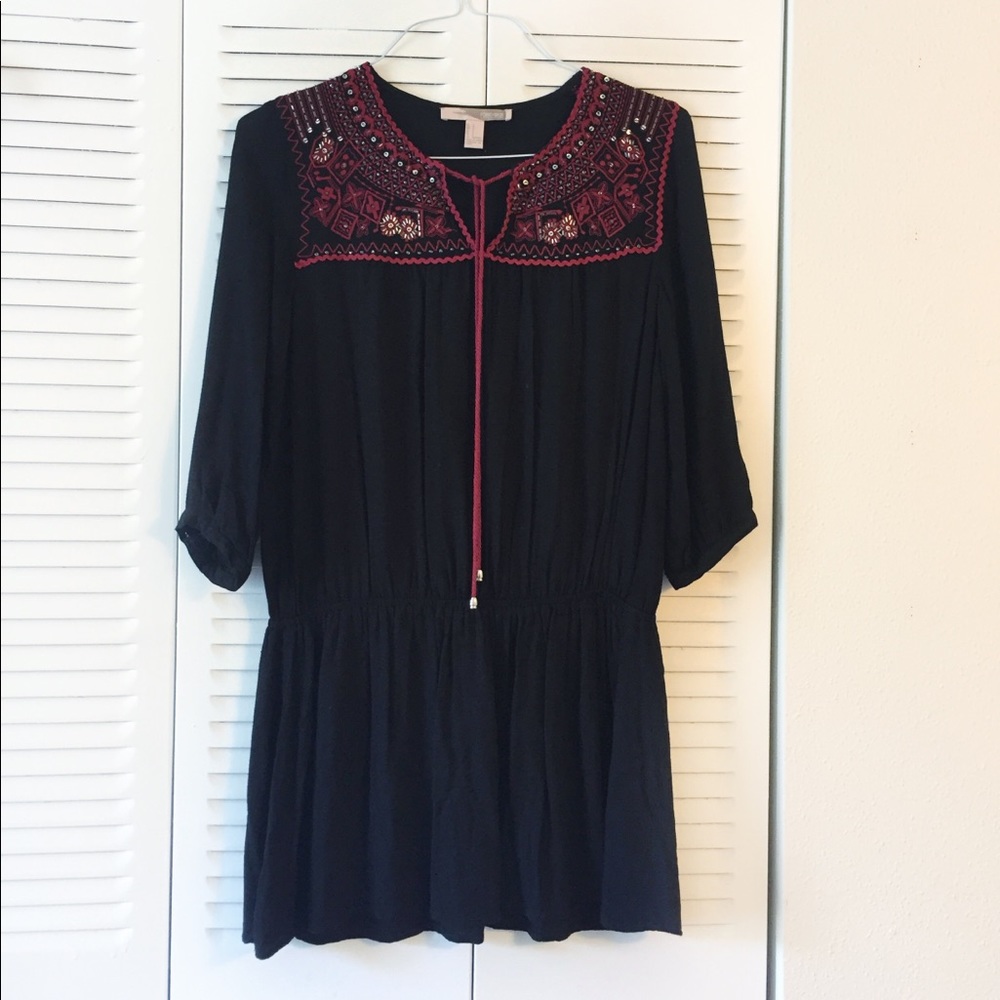 FOREVER 21 Embroidered Embellished Tunic Beaded